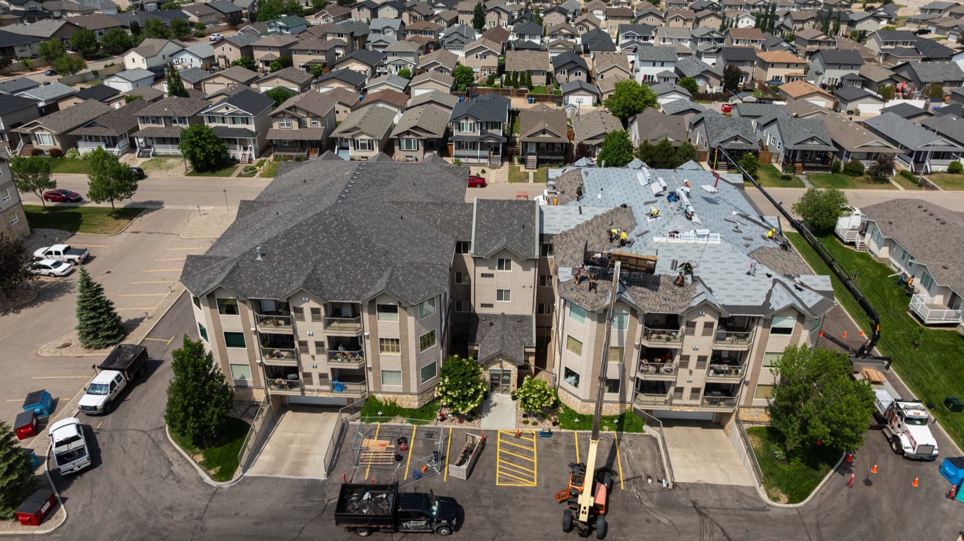 Nicurity Apartments roofing in progress
