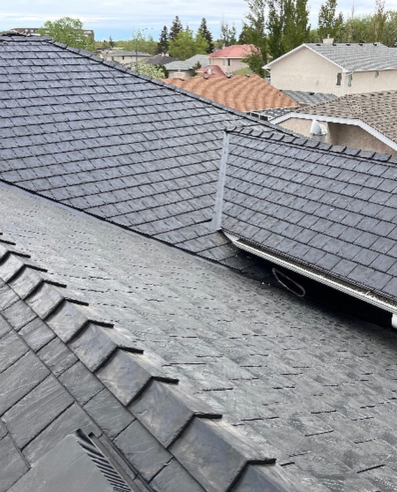 regina roofing company that does rubber roofing-Optimum Roofing